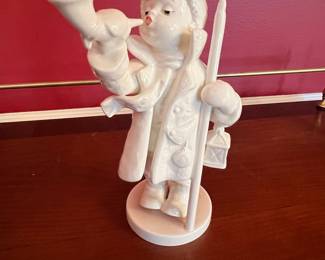 Hummel "Hear Ye, Hear Ye" Figurine