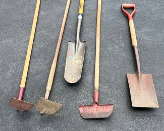 Assorted Garden Tools Set
