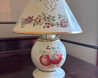 Lenox Williamsburg Boxwood & Pine Candle Lamp