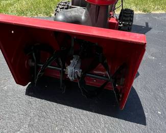 Toro Power Max 824 OE Snow Blower