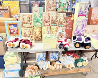 Big collection of Robert Raikes teddy bears
