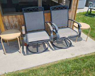 Patio Chairs & Side Tables