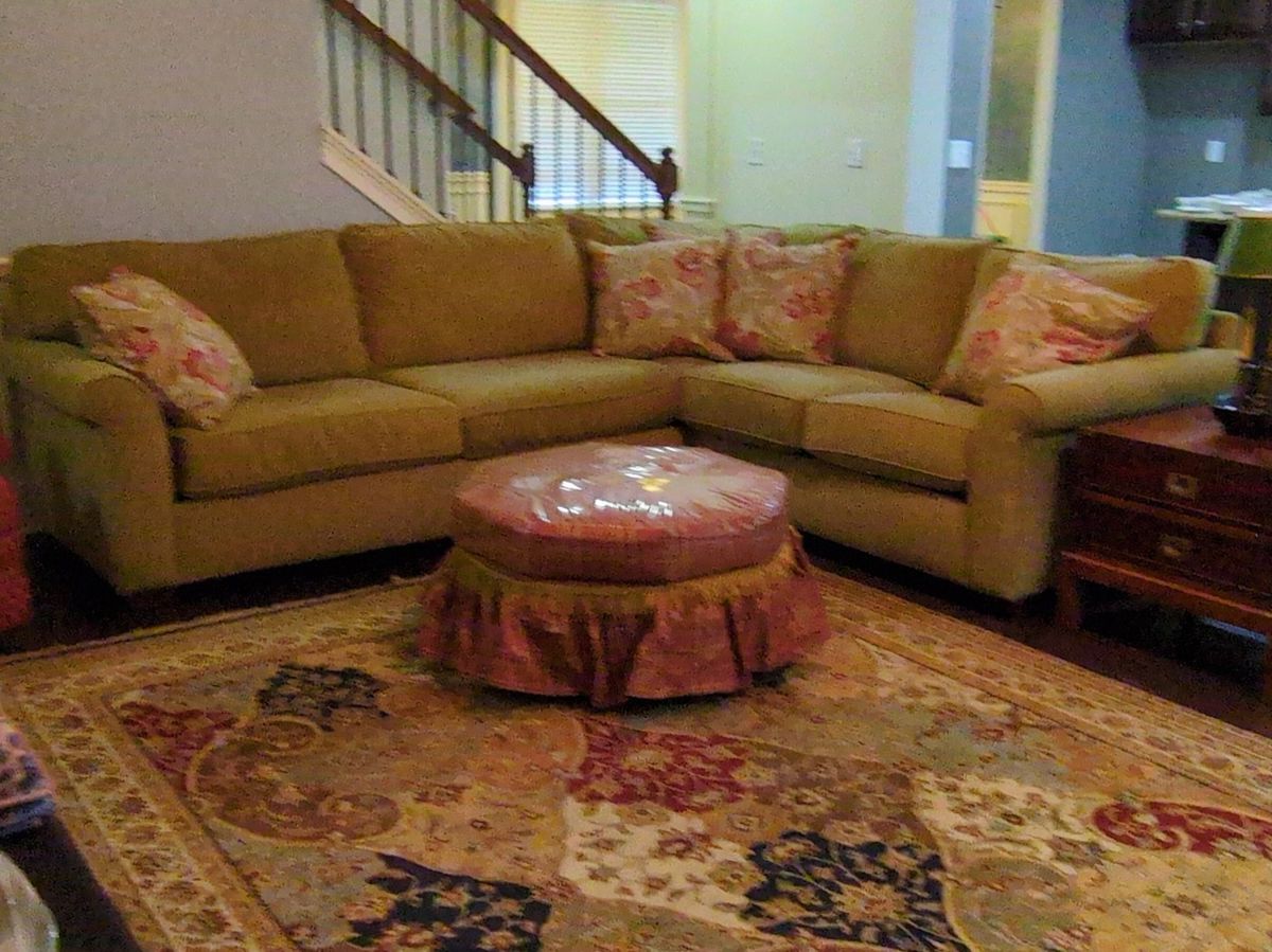 Havertys Sectional Sofa