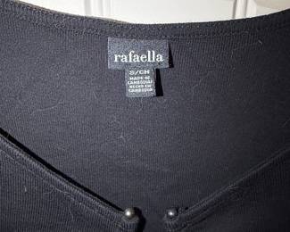 Rafaella Women's Black V-Neck Short Sleeve Top