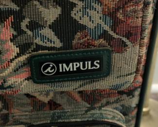 Impuls Luggage Set with Tropical Print