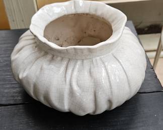 White Ceramic Ruffled Rim Pleated Planter