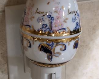 Vintage Porcelain Egg Night Light with Blue and Pink Floral Motif and Gold Trim