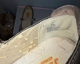 J Sport by Jambu Maple Mary Jane Memory Foam Shoes