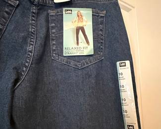 Lee Women's Relaxed Fit Straight Leg Jeans