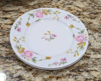 Towle Royale Limoges "Vieux Limoges" Floral Pattern Dinner Plate
