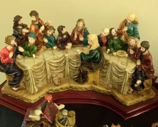 The Last Supper Figurine Set