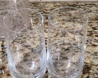 Set of 2 Clear Glass Tumblers with Horizontal Ribbing