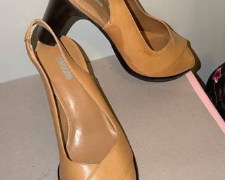 Nicole Women's Tan Peep-Toe Slingback Heels