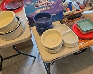 Pet Food Bowls and Plates Set