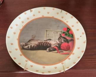 Herrero Collection "Nap Time" Cat Plate by Vandor