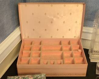 Vintage Pink Jewelry Box with Fleur-de-lis and Crest Emblems