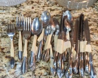 Stainless Steel Flatware Set
