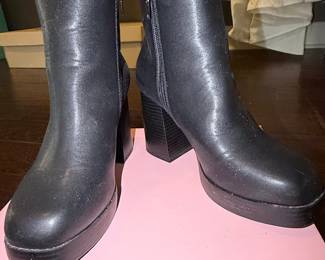 True Craft Women's Platform Ankle Boots