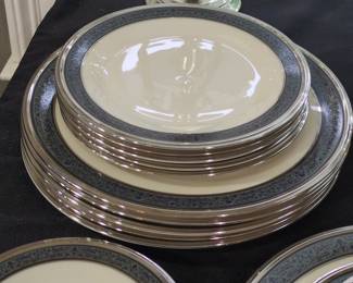 Lenox Moonlight Mood China Service for Six