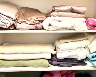 Sheet sets and throws