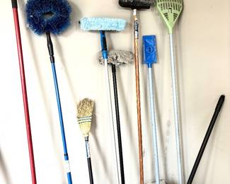 Cleaning tools