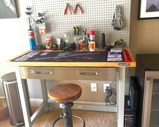 Workcenter with pegboard back