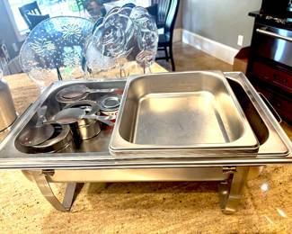 Inside chafing dish