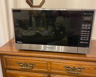 Microwave oven