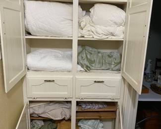 Sets of linen