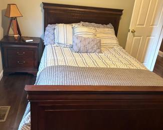 Full size with matching chest 