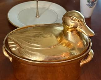 1940's Gump's San Francisco 22-karat gold plated "Golden Glo Goose" casserole dish