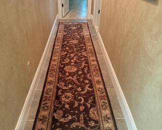 12' x 2.6' 100% wool hallway runner
