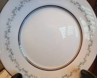 Oxford china, "Holyoke" pattern