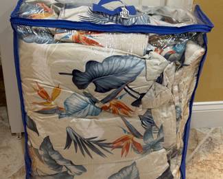 Tommy Bahama Bird of Paradise King  Comforter and 2 Shams