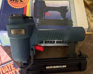 HDC Homier Distributing 16 gauge Air Brad Nailer