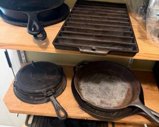 Numerous Cast Iron items