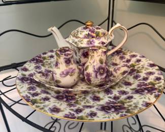 Purple and white elegant China 