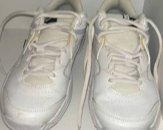 Lot 50: Assorted sneakers in multiple colors