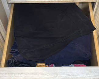 Lot 28: Assorted athletic and casual shorts