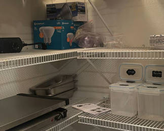 Lot 205: Kitchenware, Storage Containers, and Small Appliances
