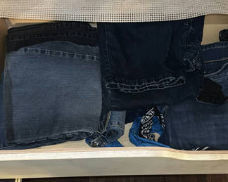 Lot 20: Embellished denim jeans assortment