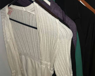 Lot 60: Assorted jackets and hoodies with college logos