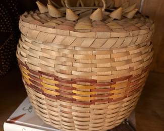 Winnebago Ash Splint Basket