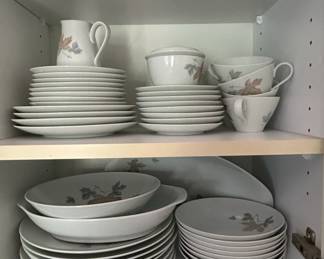 Noritake Maplewood China Set