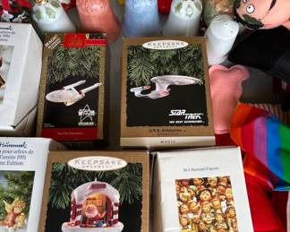 Assorted M.I. Hummel Figurines, Hallmark Keepsake Ornaments, and Collectibles third image