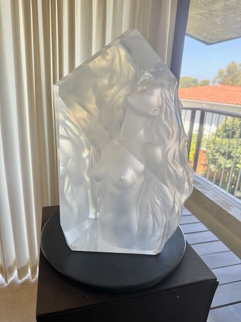 FRED HART LUCITE SCULPTURE