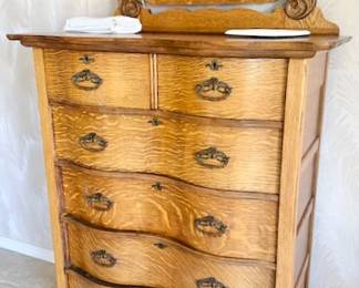 VINTAGE OAK DRESSER