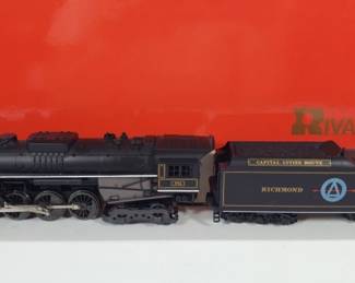 Rivarossi 2-8-4 Berkshire -RF & P #574