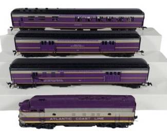 Atlas Atlantic Coast Line Locomotive & 3 IHC Passenger Cars