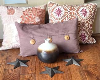 Pillows  Decor